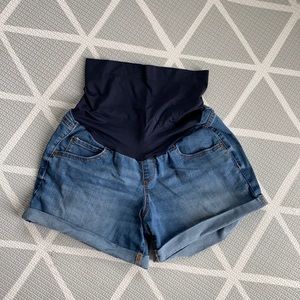Maternity Shorts NWOT